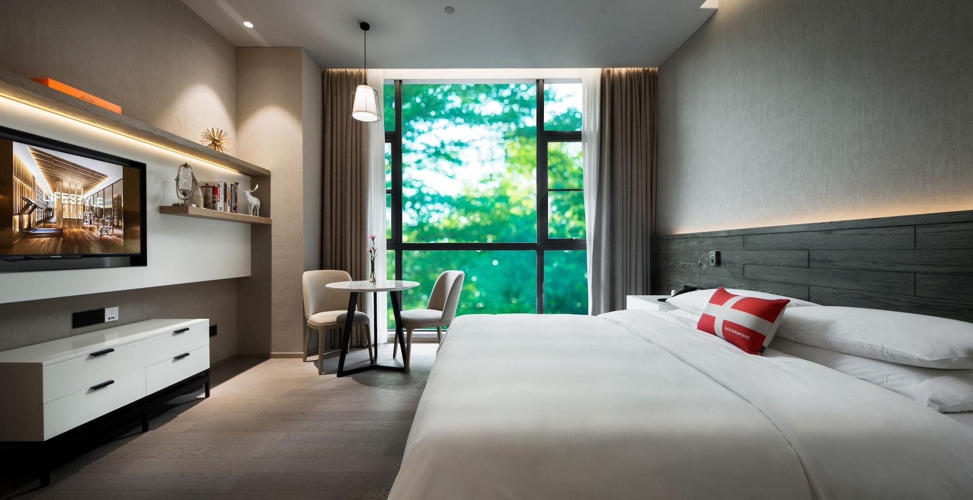 Swisstouches Guangzhou Hotel Residences Buitenkant foto