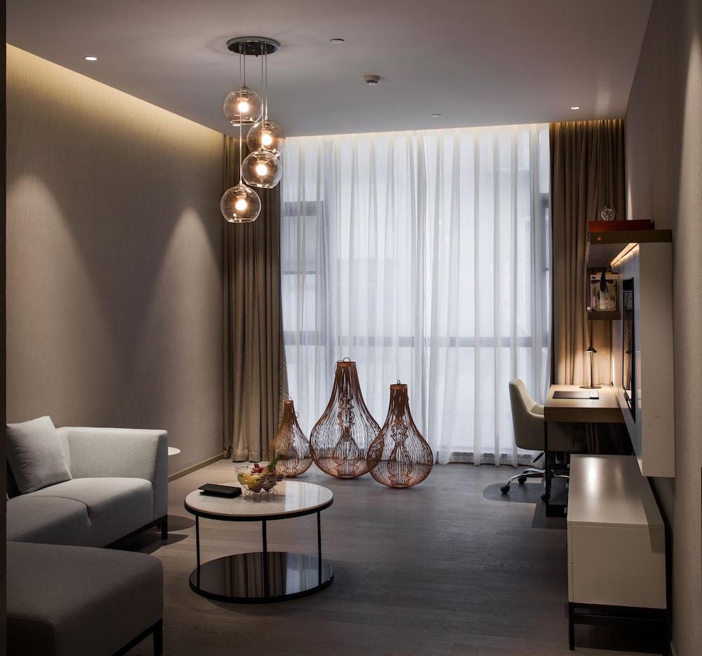 Swisstouches Guangzhou Hotel Residences Buitenkant foto