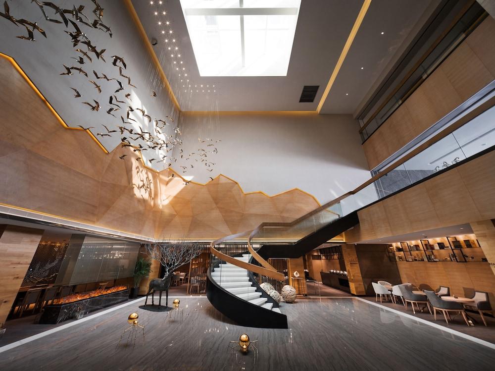 Swisstouches Guangzhou Hotel Residences Buitenkant foto