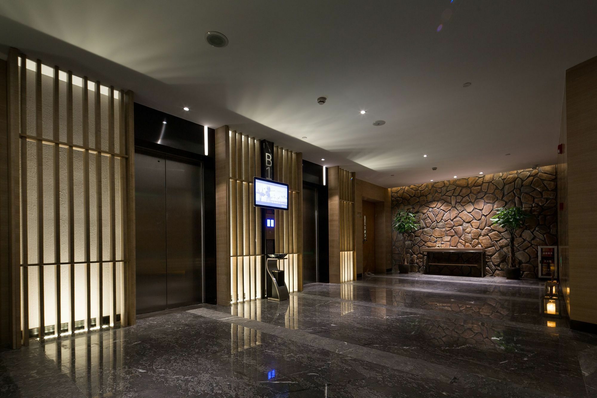 Swisstouches Guangzhou Hotel Residences Buitenkant foto